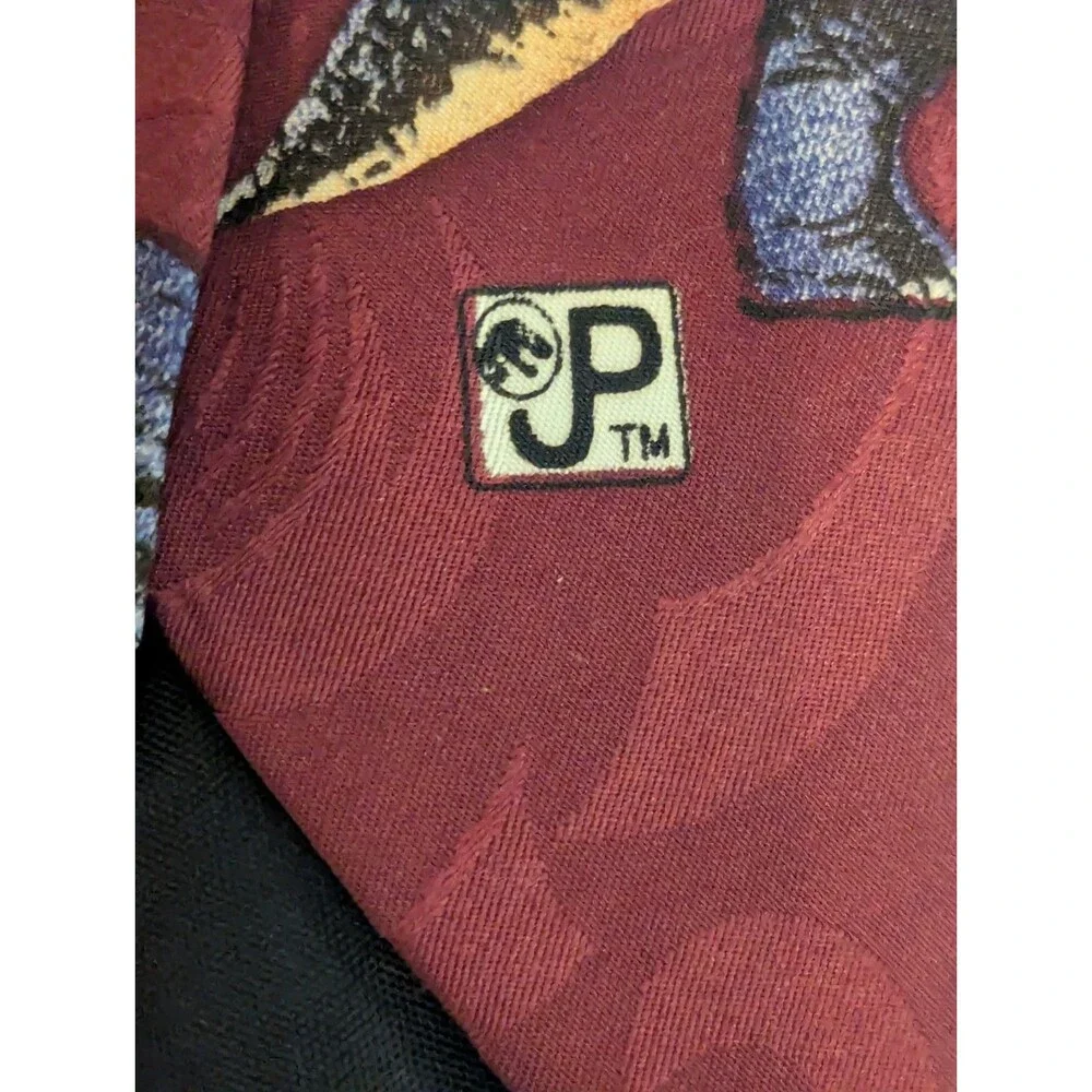 Vtg 1993 Jurassic Park Triceratops Necktie MBP Maroon Dinosaur Movie Promo Tie